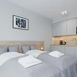 Lägenhet Rajska 3 By Renters
