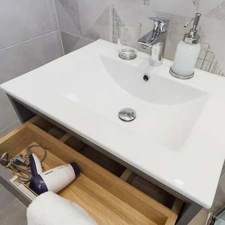 Appartamento Rajska 3 By Renters *
