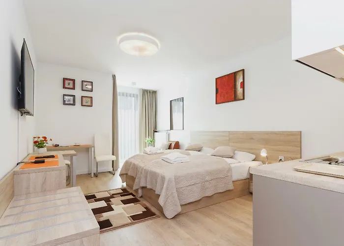 Апартаменты Rajska 3 By Renters Краков